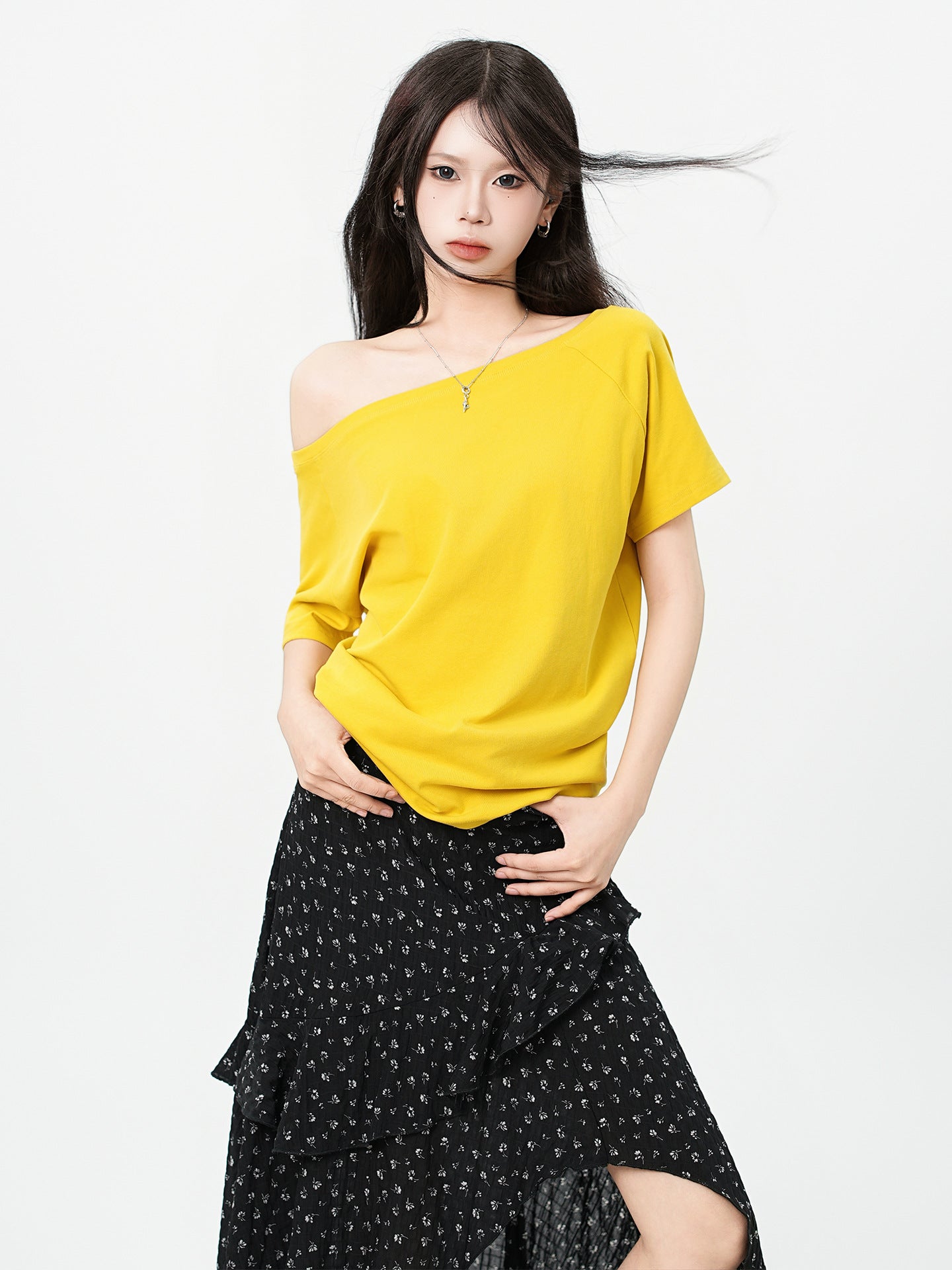 One-Shoulder Slash Neck Sleeveless T-Shirt for Women, Loose Casual Top
