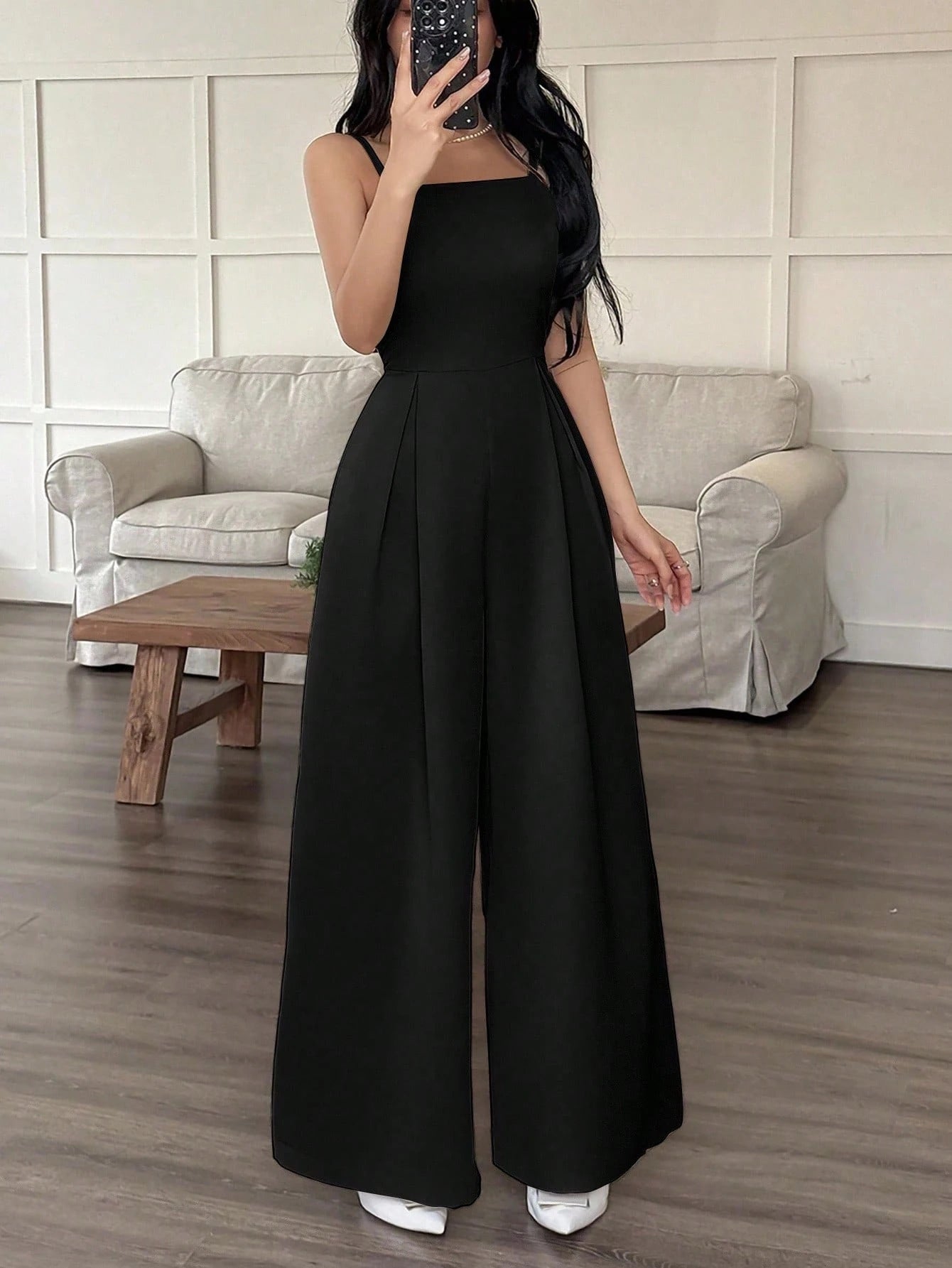 Sleeveless loose jumpsuit