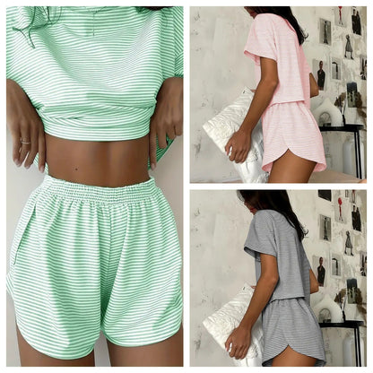 Casual Home Wear Set for Women, Simple Color-Blocked Stripe, Lightweight Round Neck, Loose and Comfortable