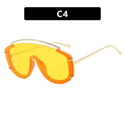 Trendy large frame one-piece sunglasses with a metallic high-end feel, Instagram sunglasses with personalized outdoor internet celebrity sunglasses