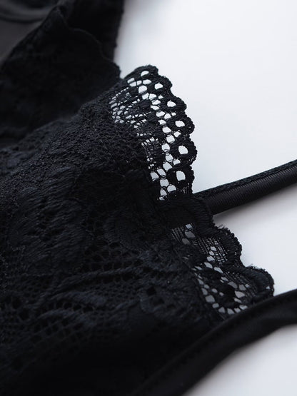 Slim Fit Hollow-out Lace Camisole with Snap Buttons